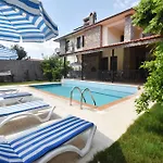 Kay8300 Villa Arican 3 Bedrooms