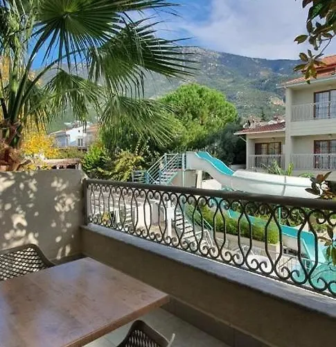 Golden Life Resort Hotel & Spa