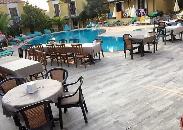 Gondol Apartments