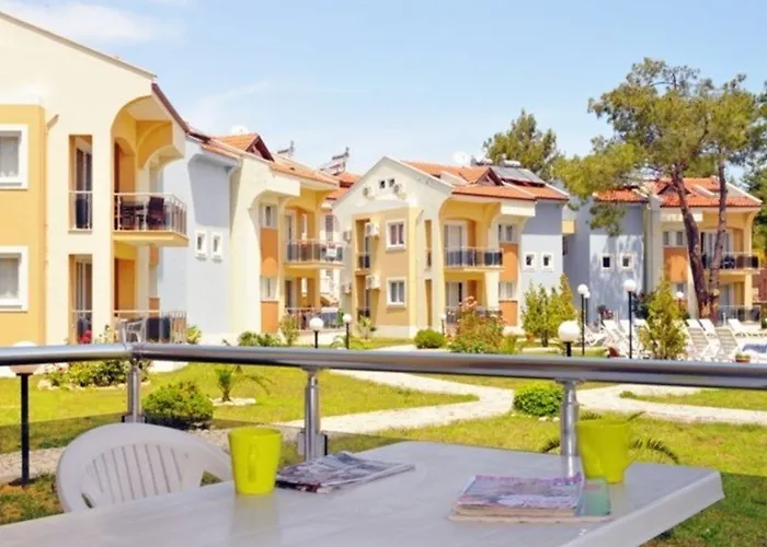 Deska Hisar Garden