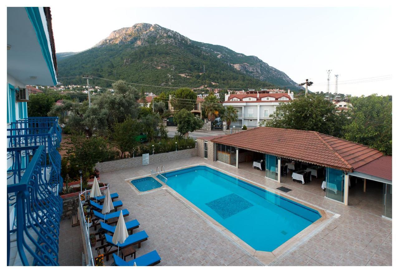 Mavi Yaprak Hotel *