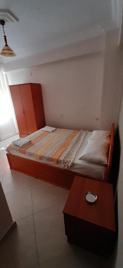 Everest Aparthotel 2*
