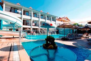Hotel Golden Life &