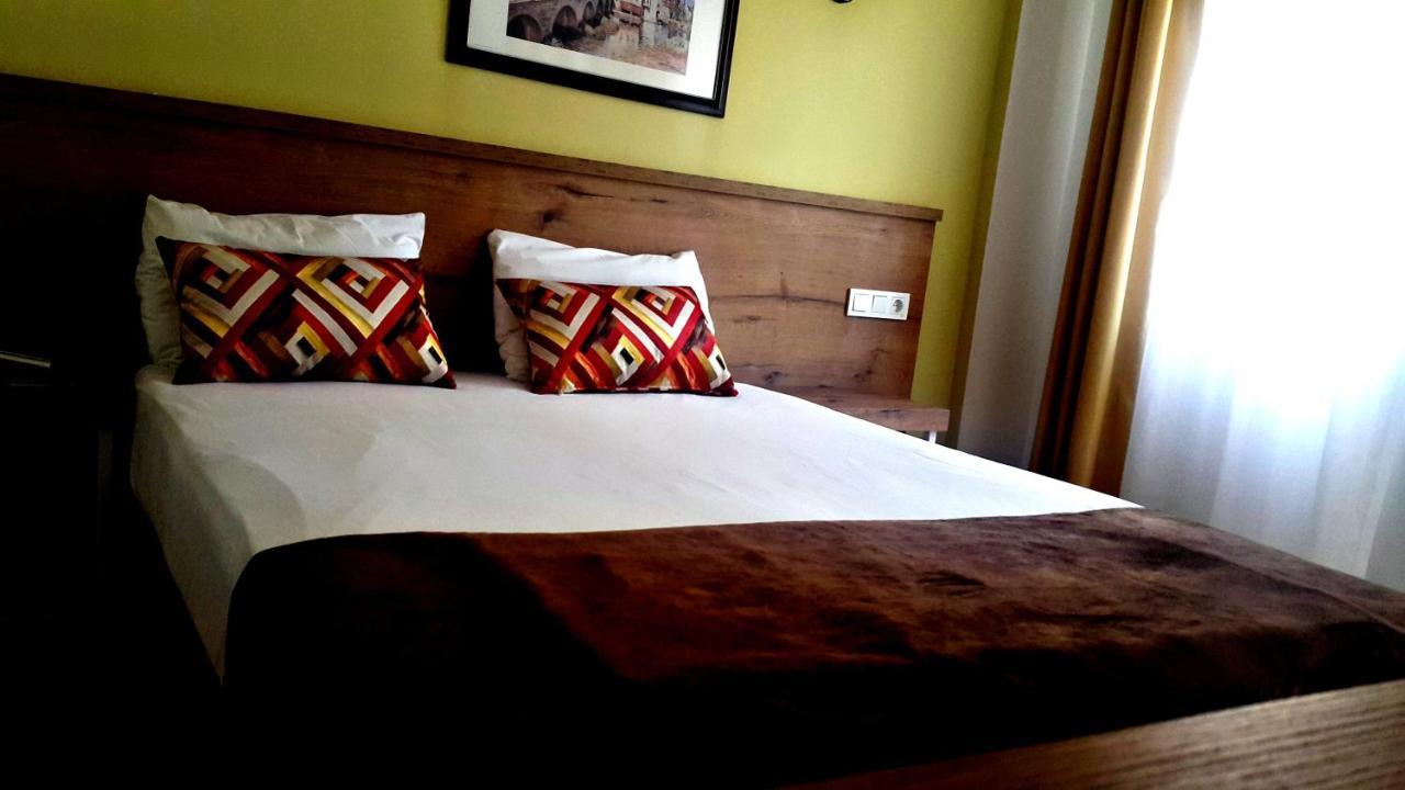 Taner Hotel