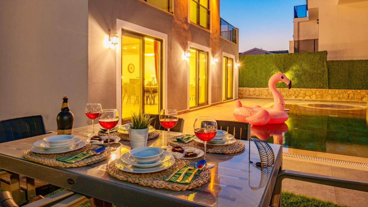 Atlantis - 4 Bedroom In Hisaronu Villa *