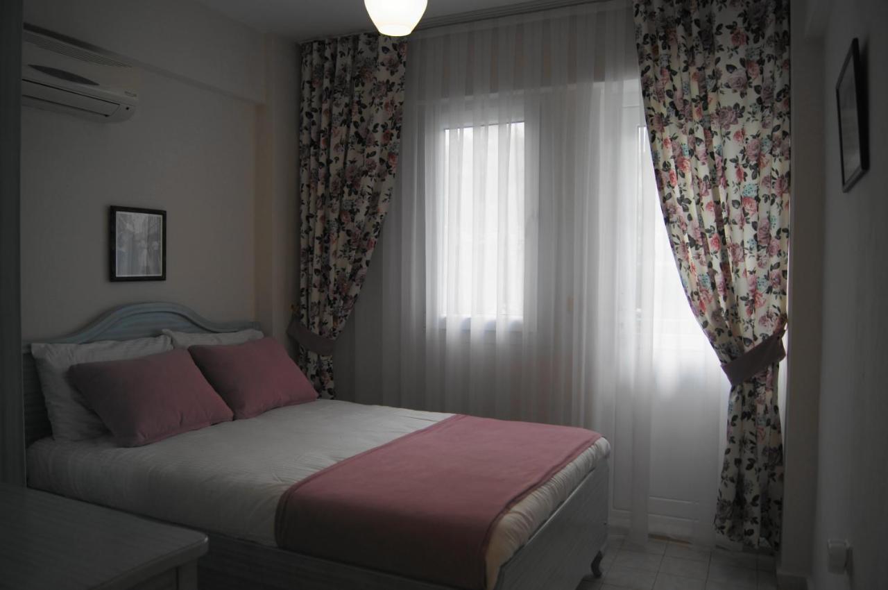 Forever Hotel 2*