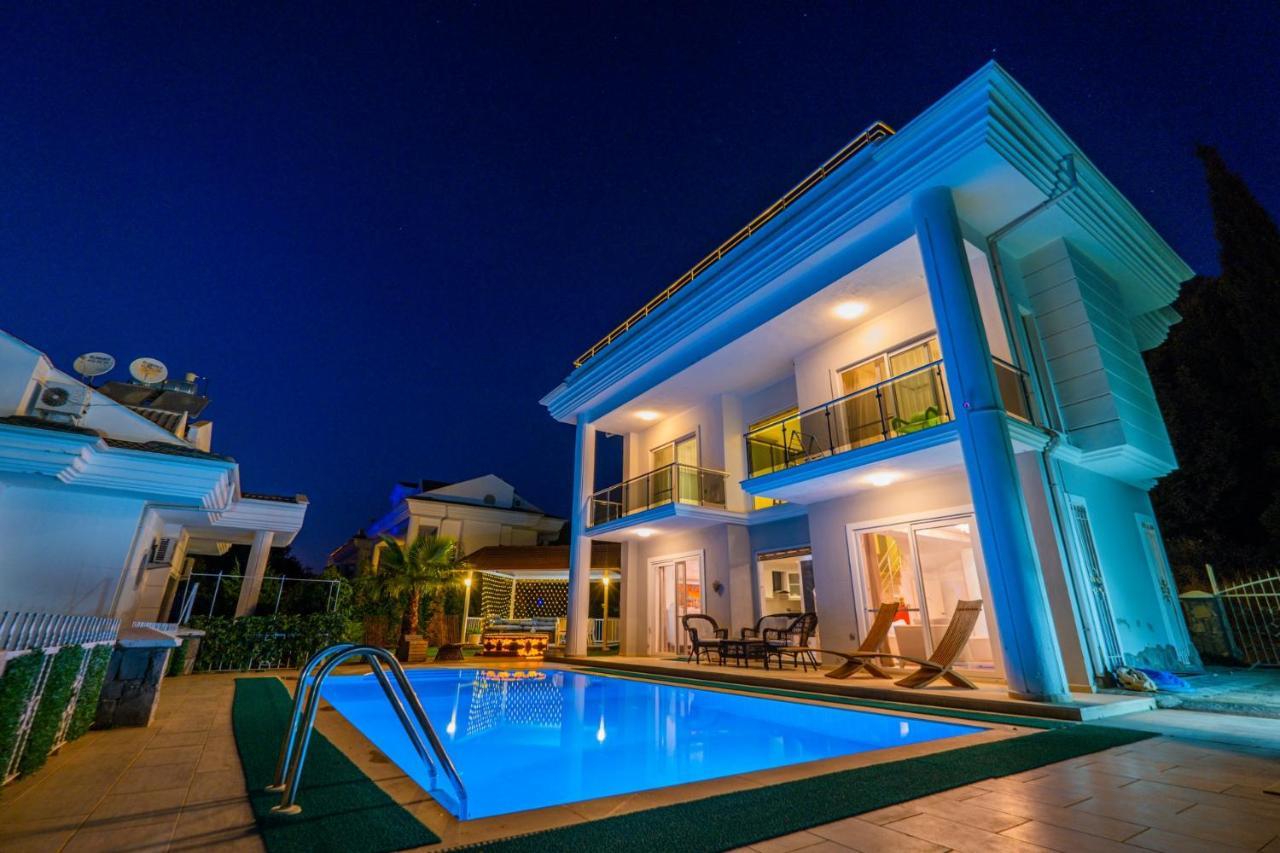 Villa Milez Sultan Luxury By Solo *