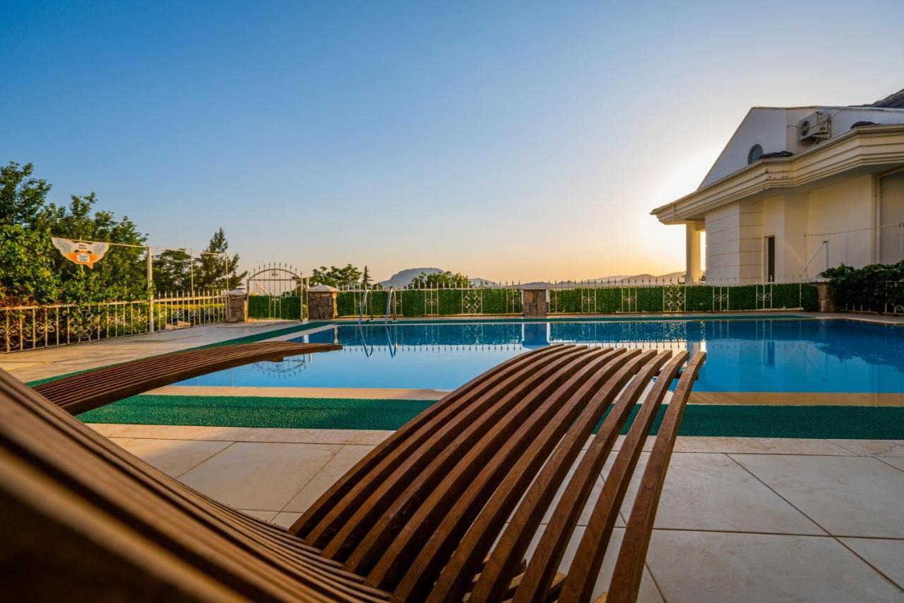 Villa Milez Sultan Luxury By Solo