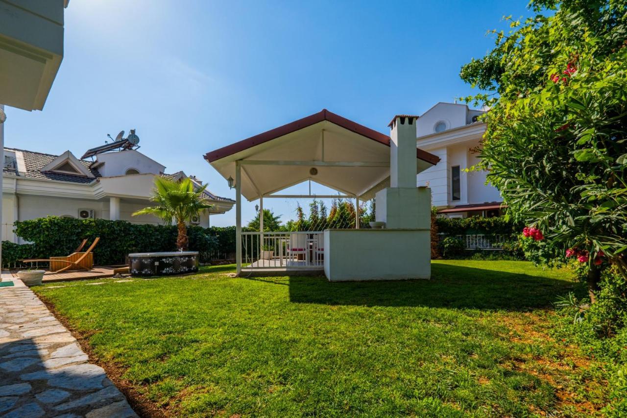 Villa Milez Sultan Luxury By Solo