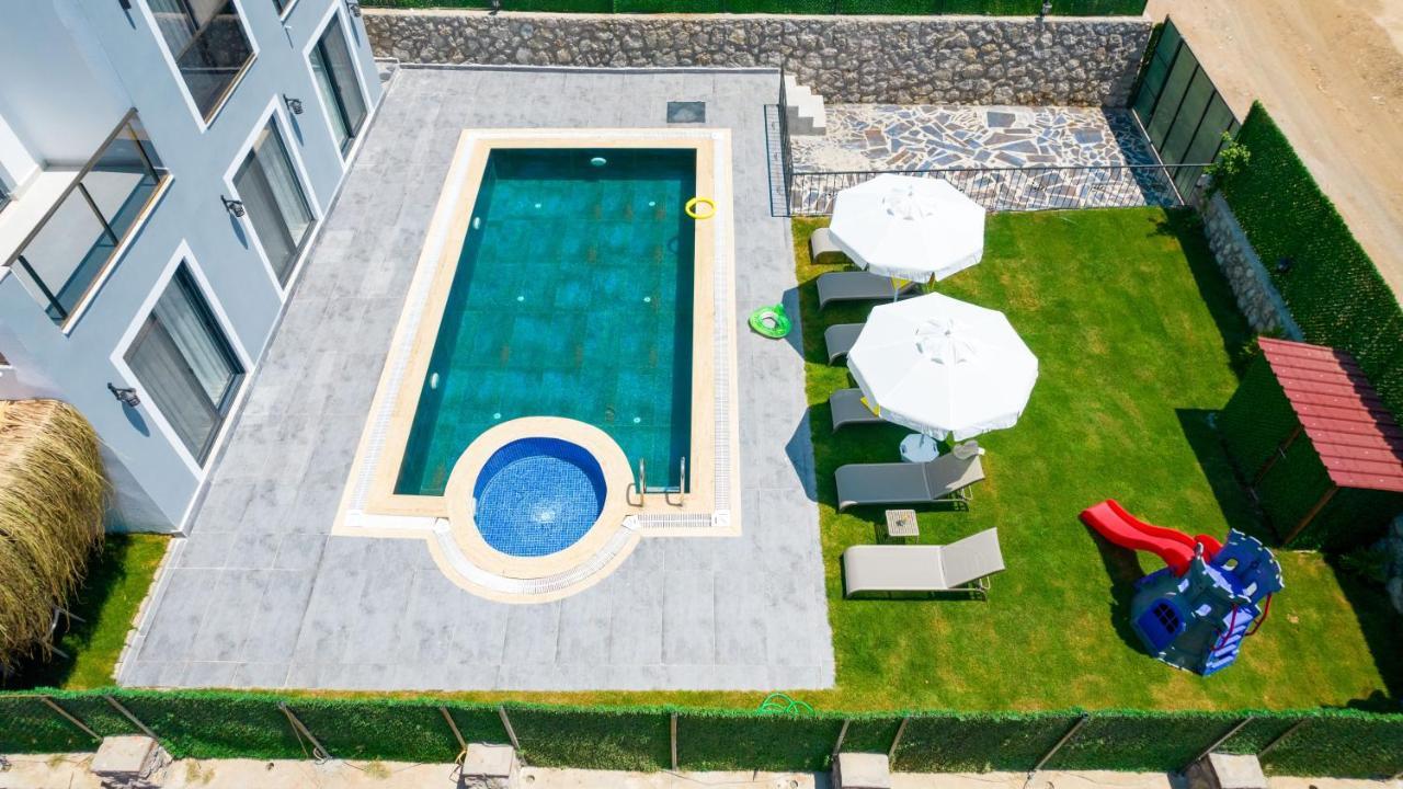 Villa Atlantis Kapali- 4 Bedroom Holiday In Hisaronu Oludeniz
