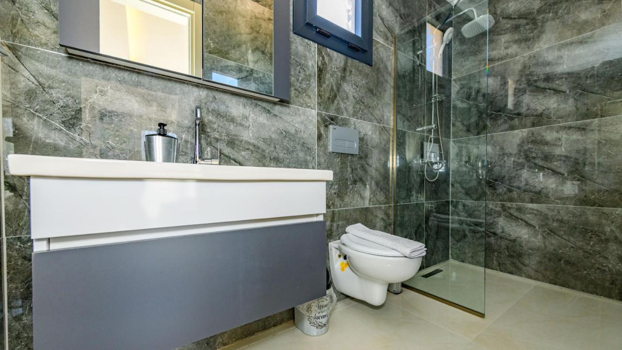 Atlantis Kapali- 4 Bedroom Holiday In Hisaronu Villa *