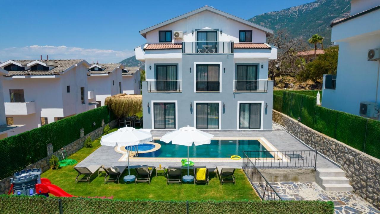 Atlantis Kapali- 4 Bedroom Holiday In Hisaronu *