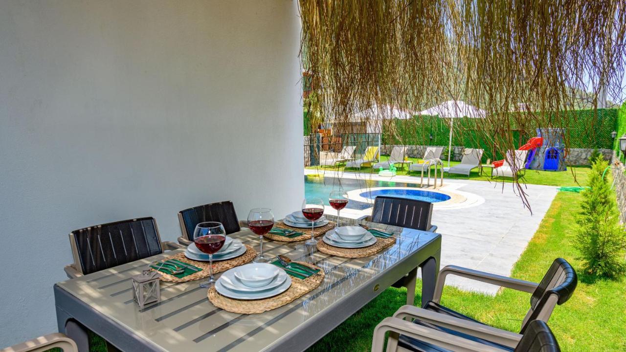Atlantis Kapali- 4 Bedroom Holiday In Hisaronu Villa