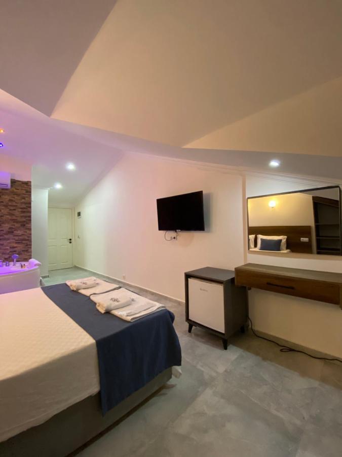 Nefis Hotel
