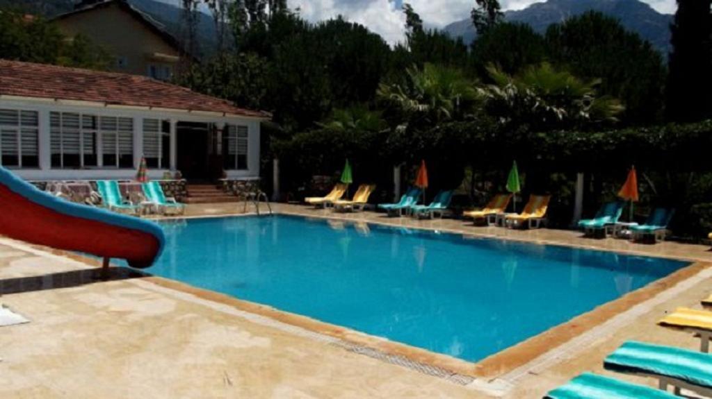 Klas Hotel 3*