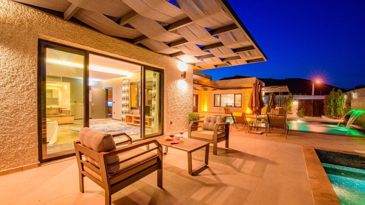 Villa Marla - 2 Bedroom Honeymoon *