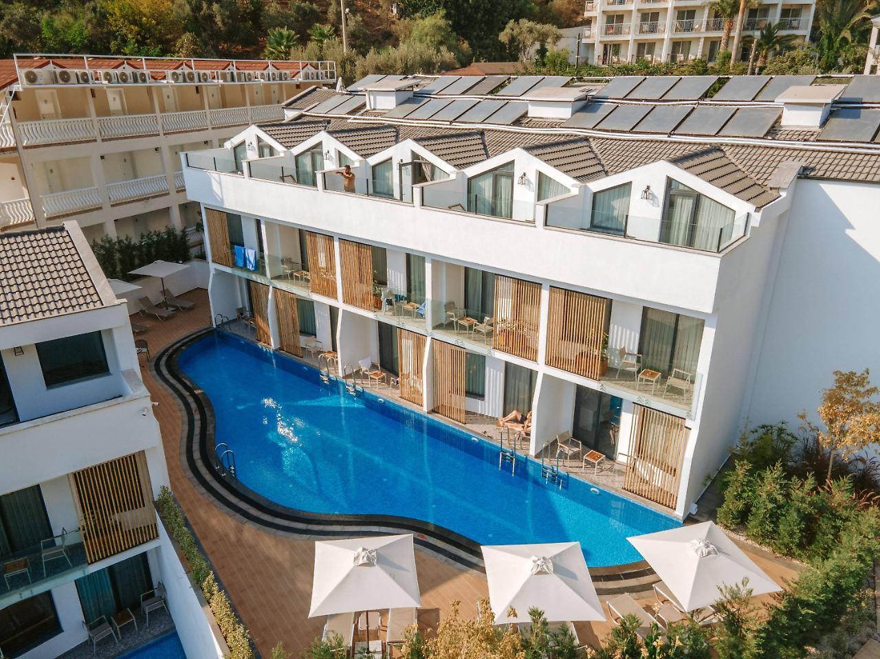 Blu Luxury Unique - Adults-only Hotel 4*