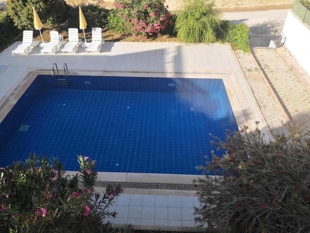 Apartment 3 Bedrooms In Oeluedeniz, Ovacik Oludeniz