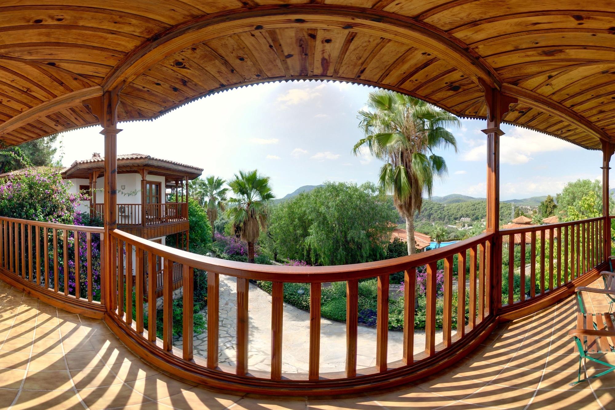 Resort Montana Pine Oludeniz