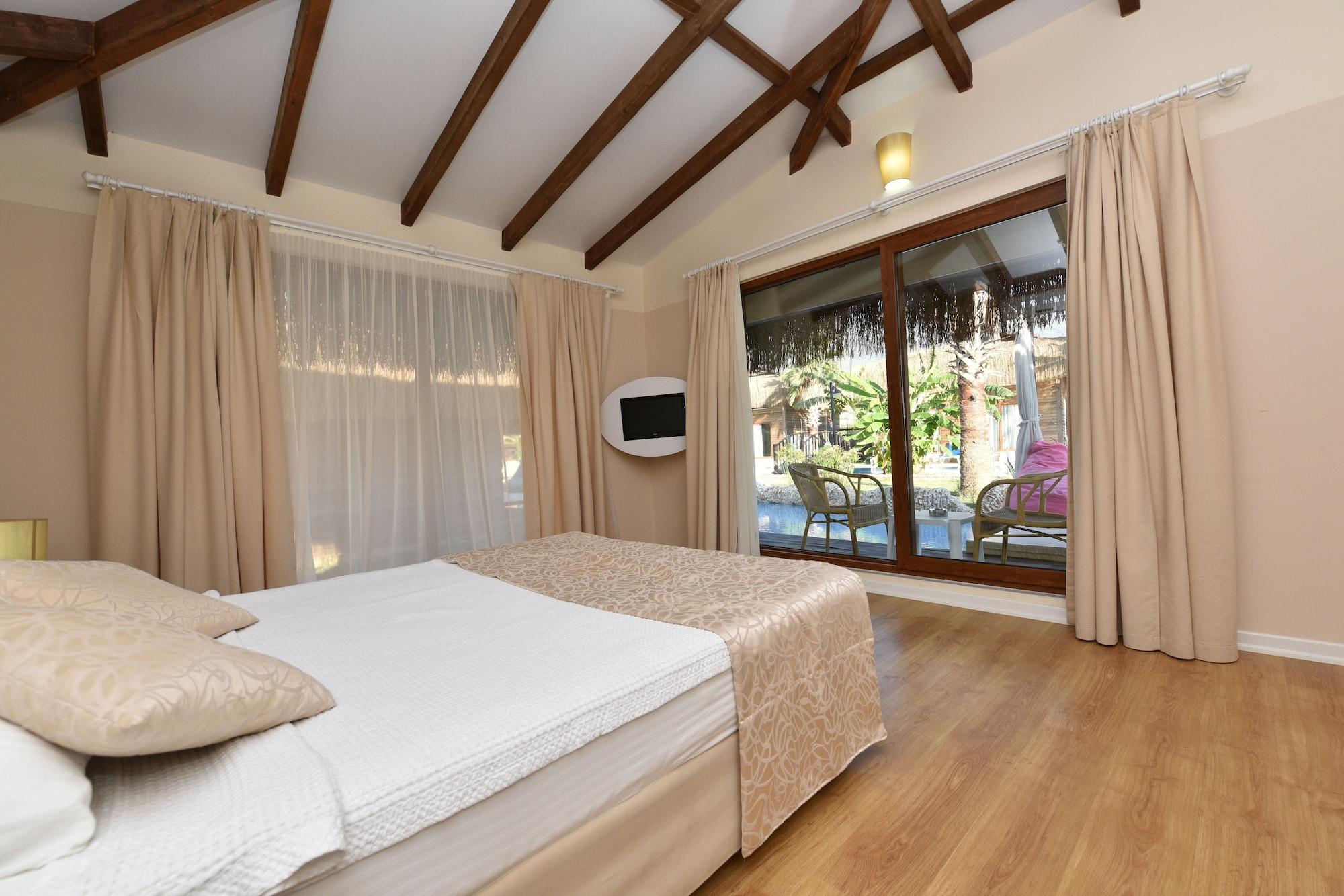 Sahra Su Village & 4*
