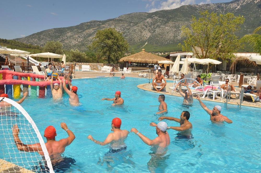 Sahra Su Village &