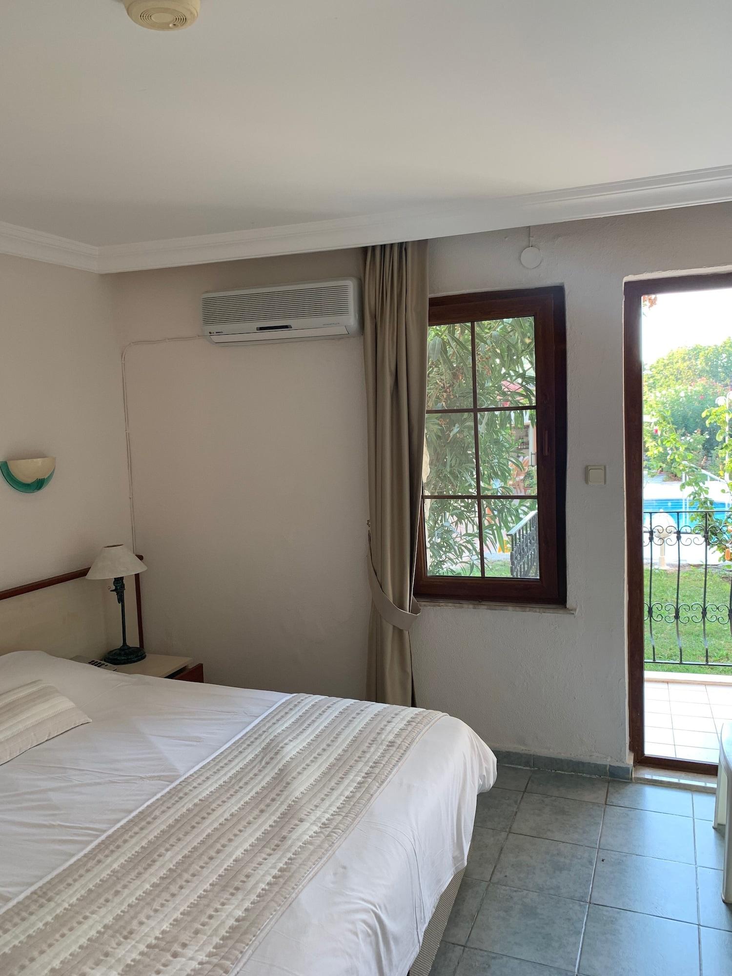 Hotel Olympos 3*