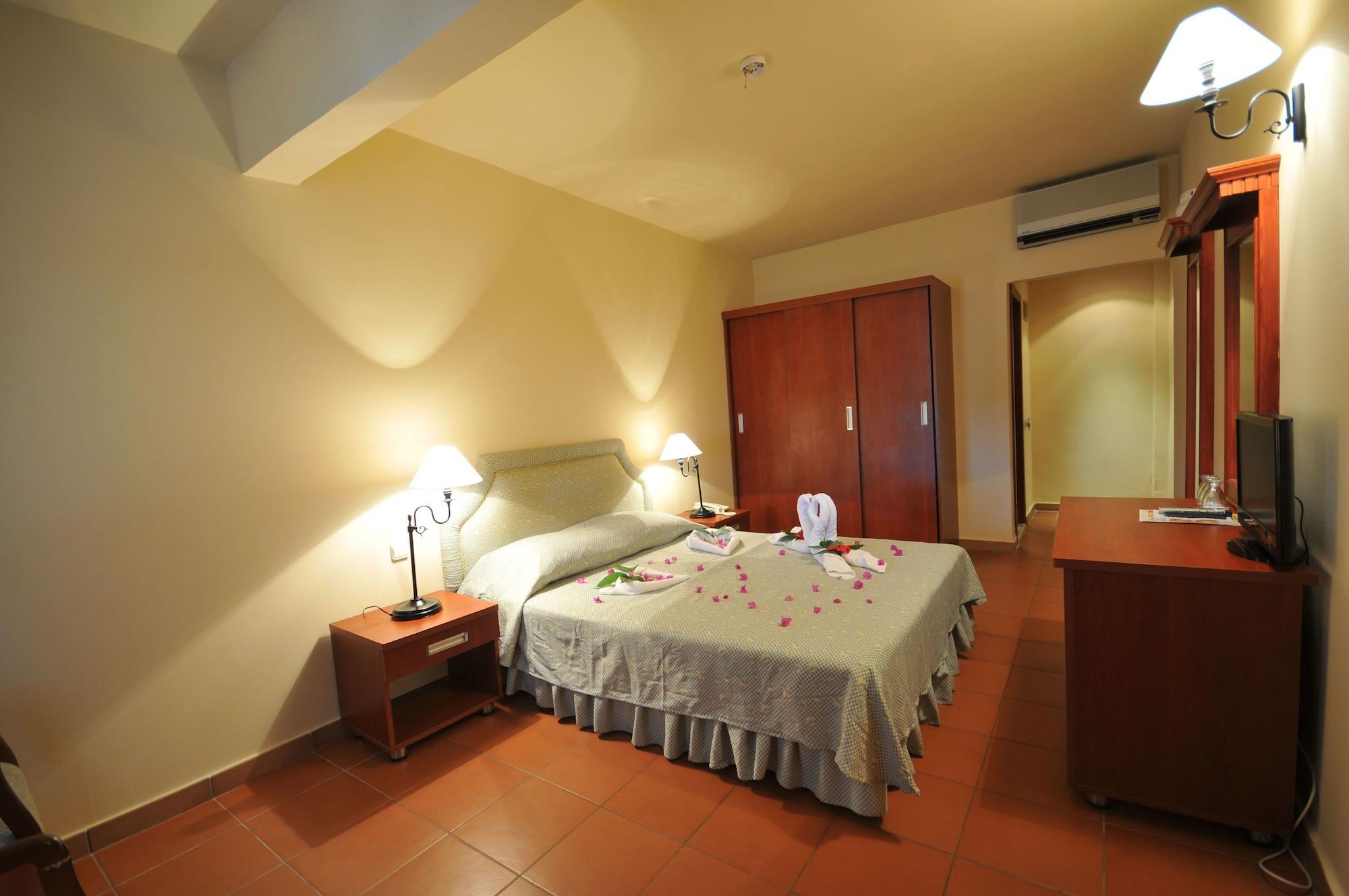 Club Meri Fethiye 3* Ölüdeniz