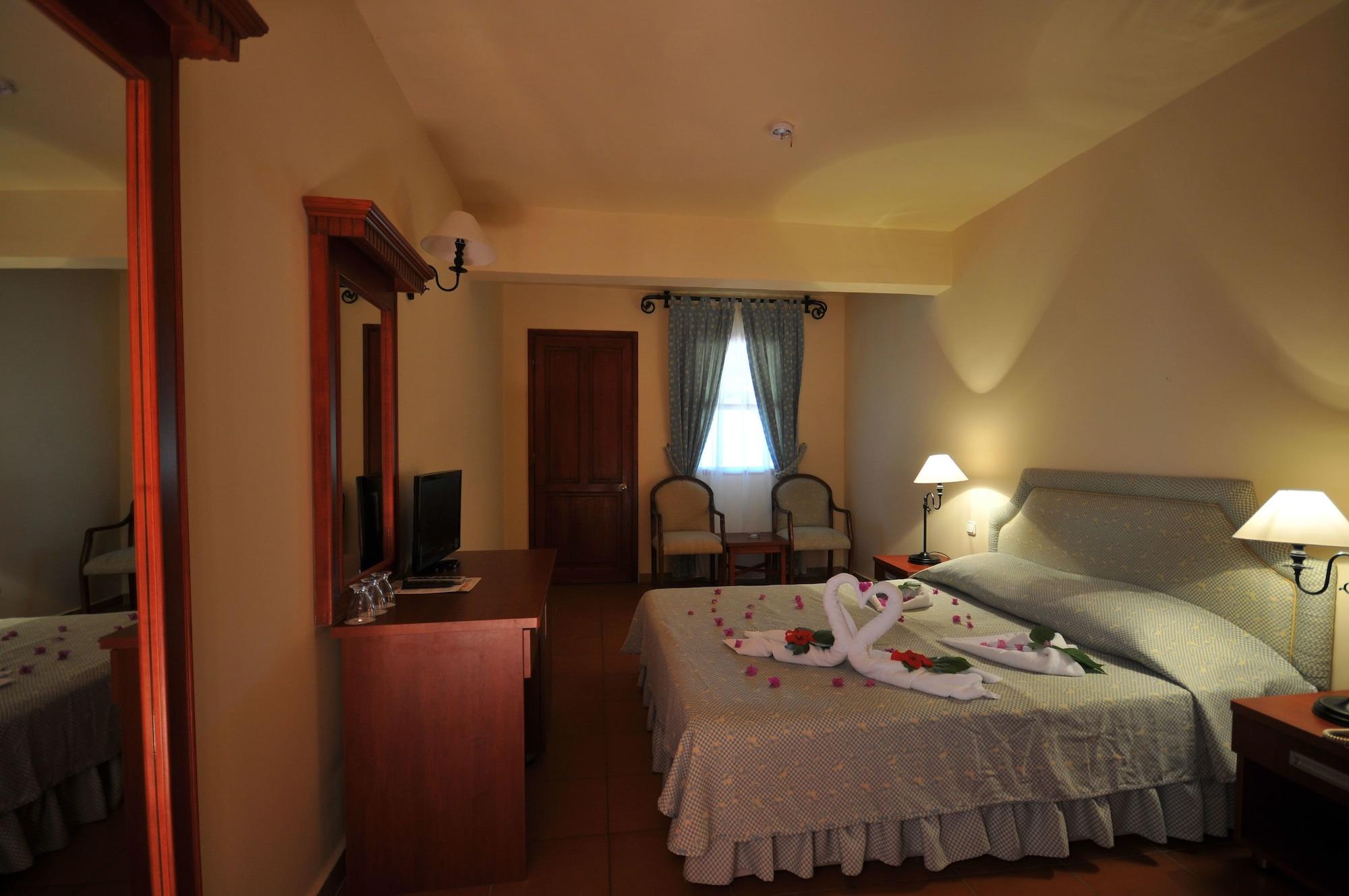 Otel Club Meri Fethiye 3*