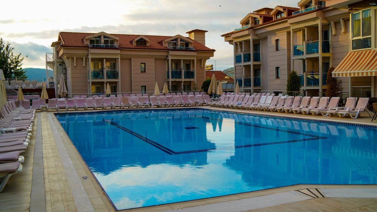 Aes Club Hotel
