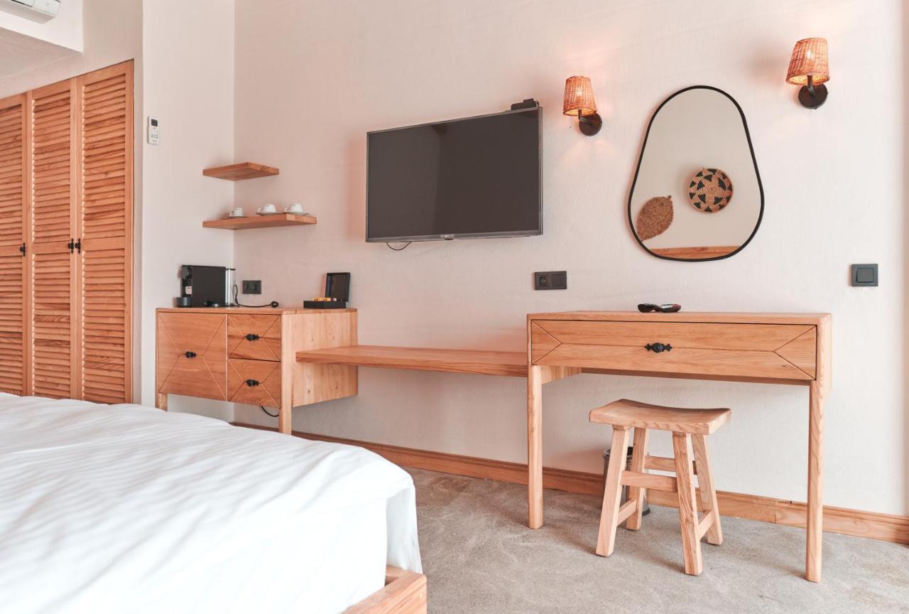 Hotel The Pearl 4*