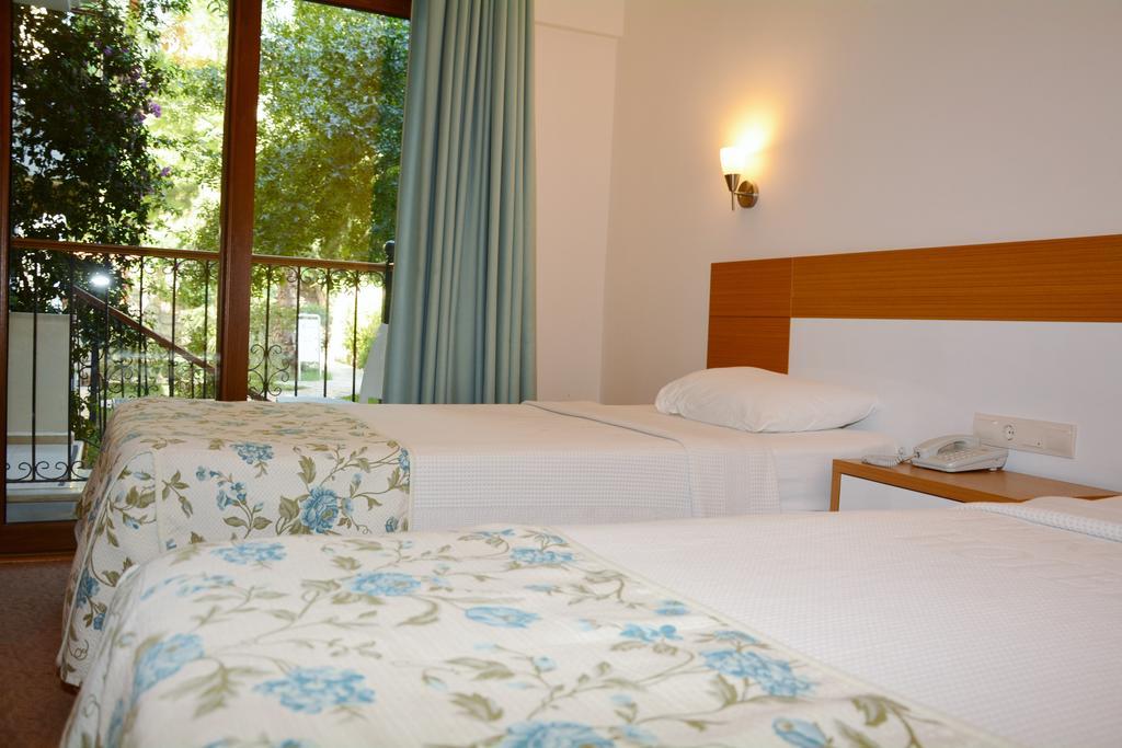 Hotel Perdikia Hill And