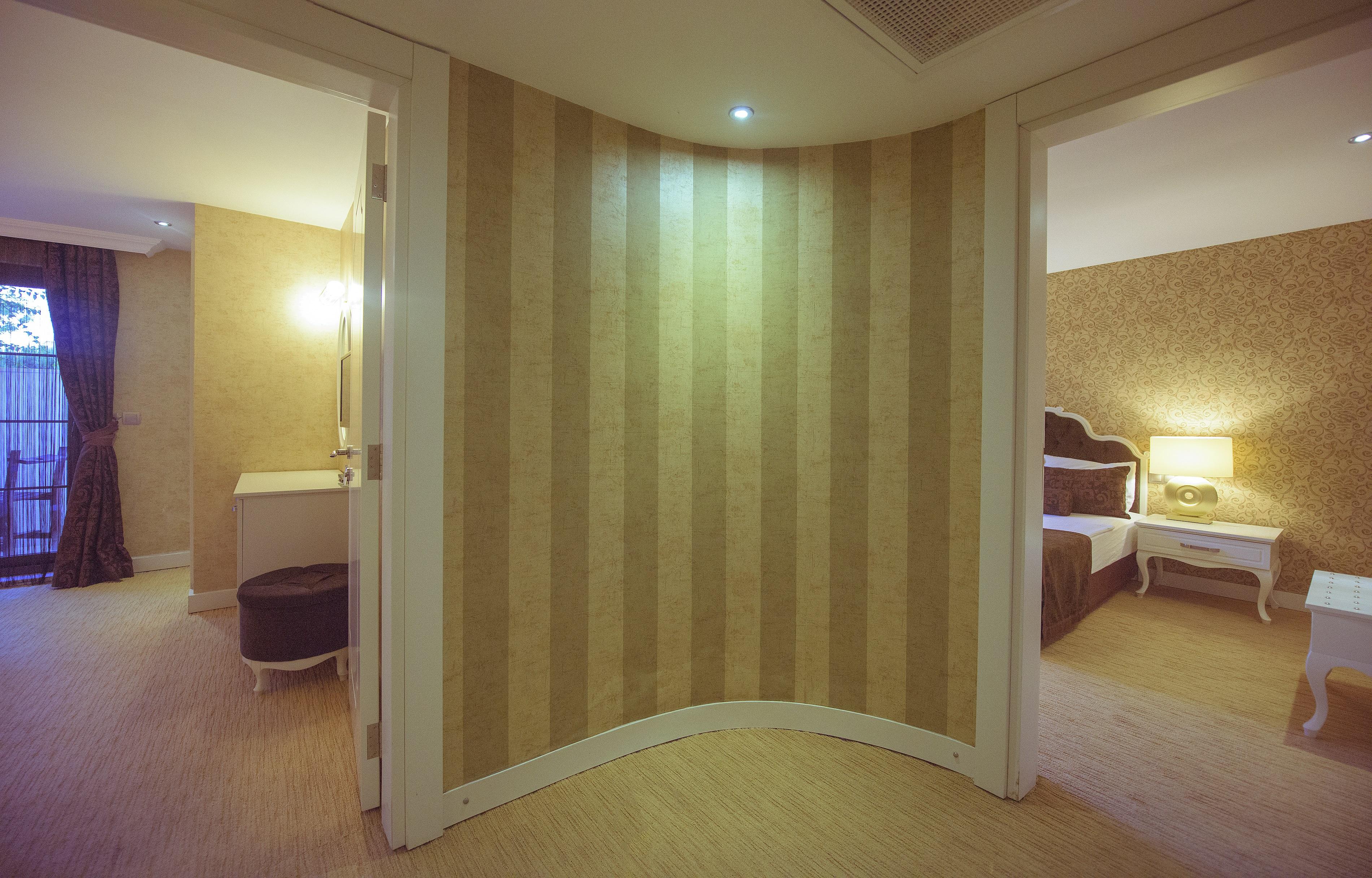 Otel Deluxe