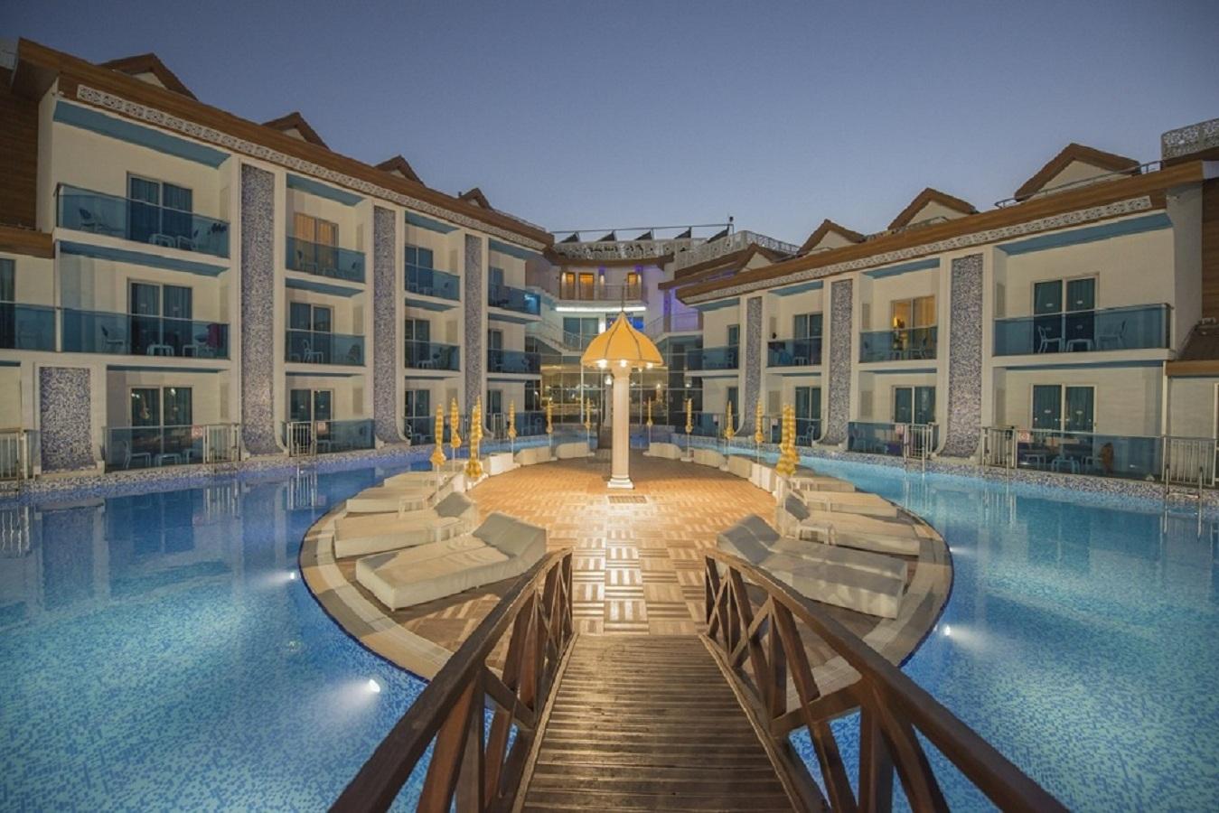Ocean Blue High Class & Hotel 4*