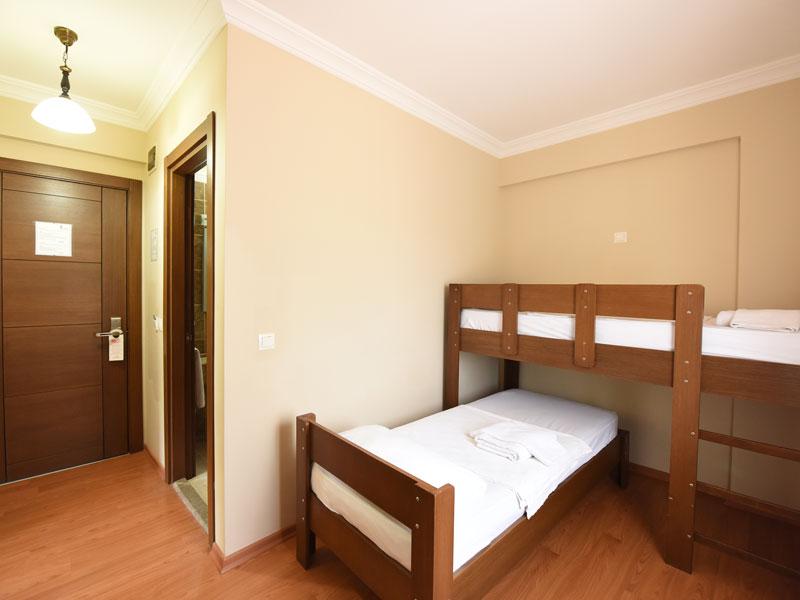 Hotel Pine Valley 4*