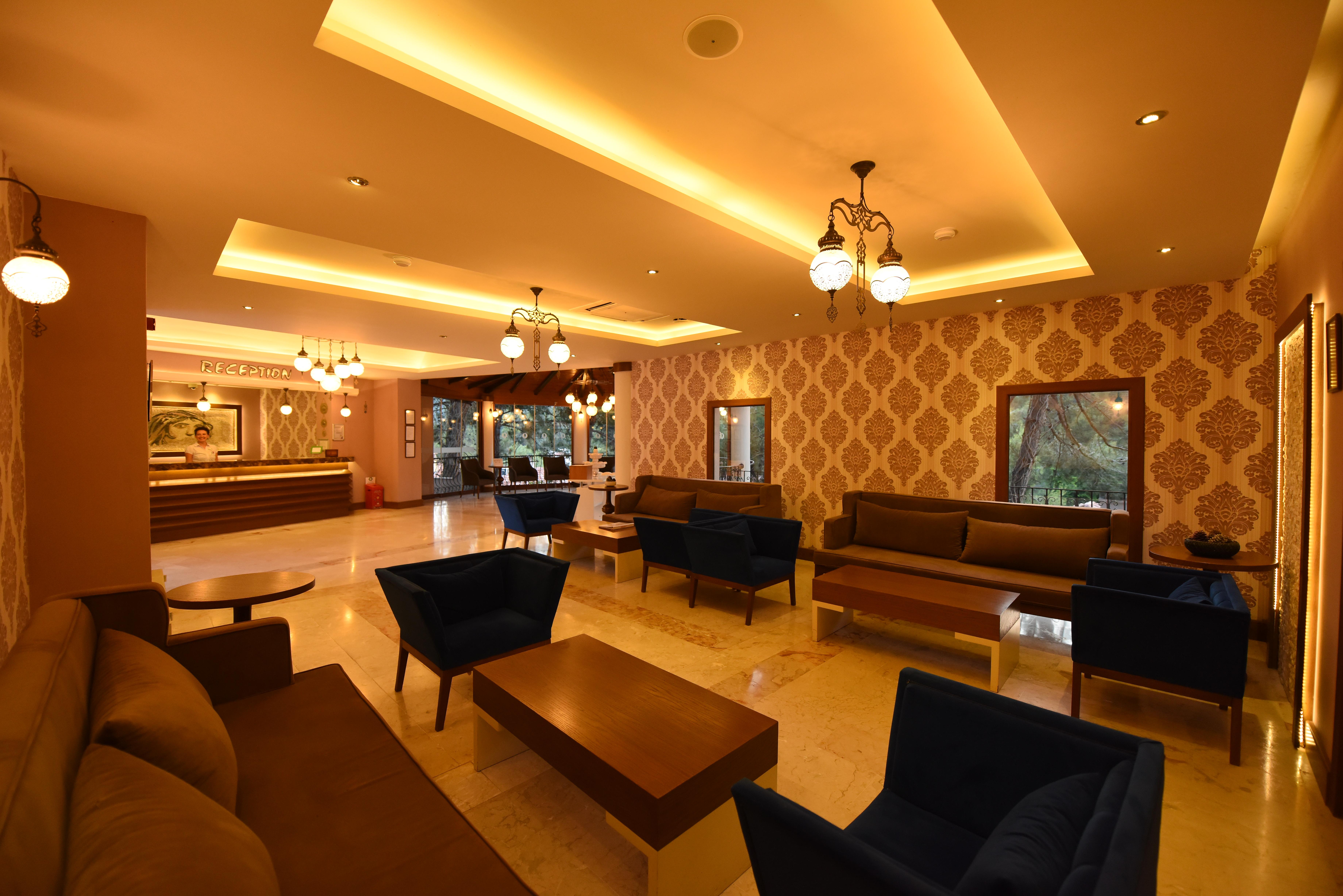Hotel Pine Valley 4*
