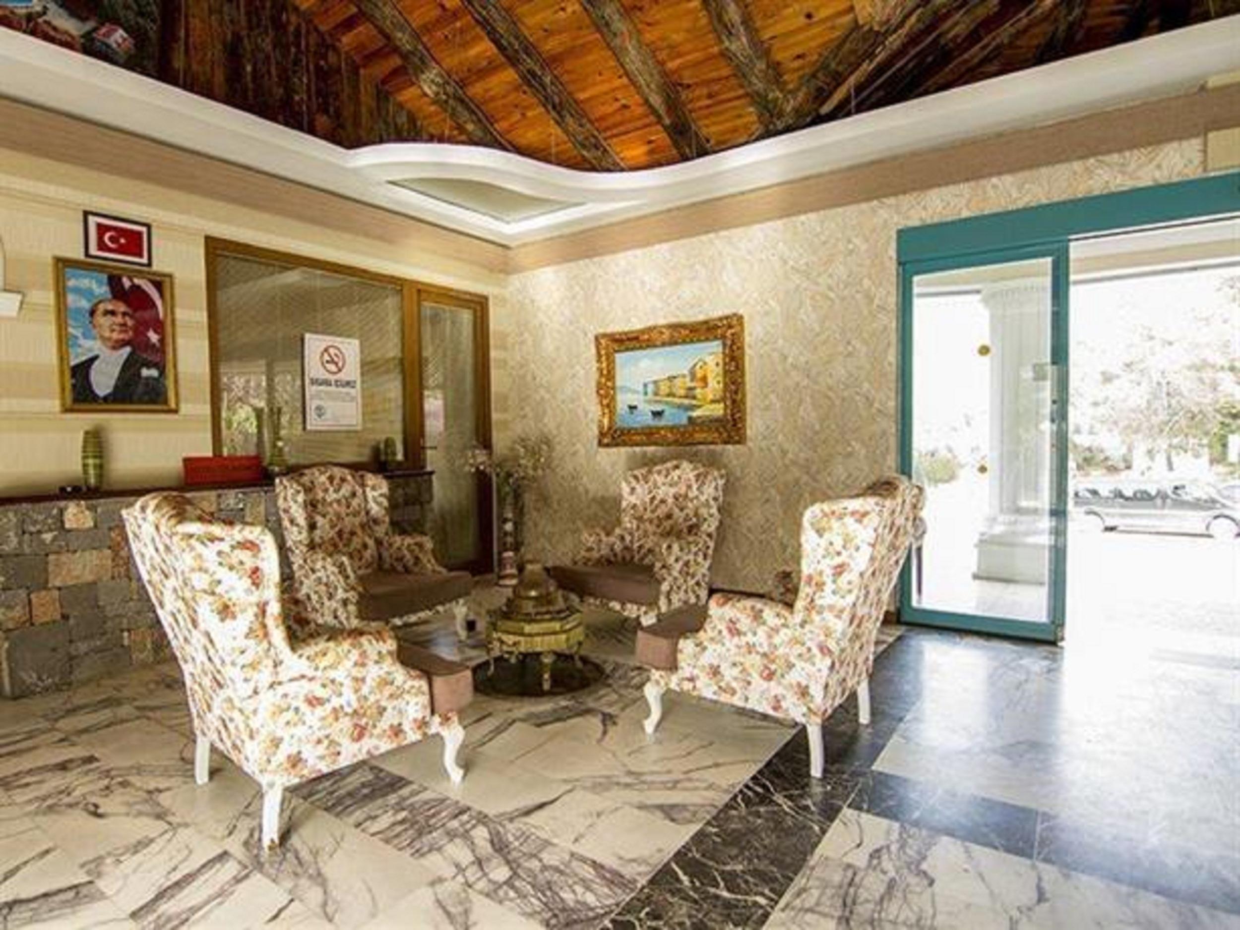 Telmessos Neva Hotel 3*
