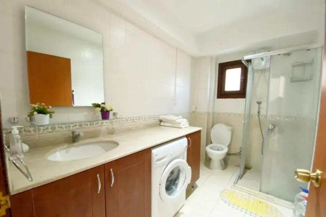 The Villages, C3 , Havuz, Barbeku, Balkon Teras Apartment