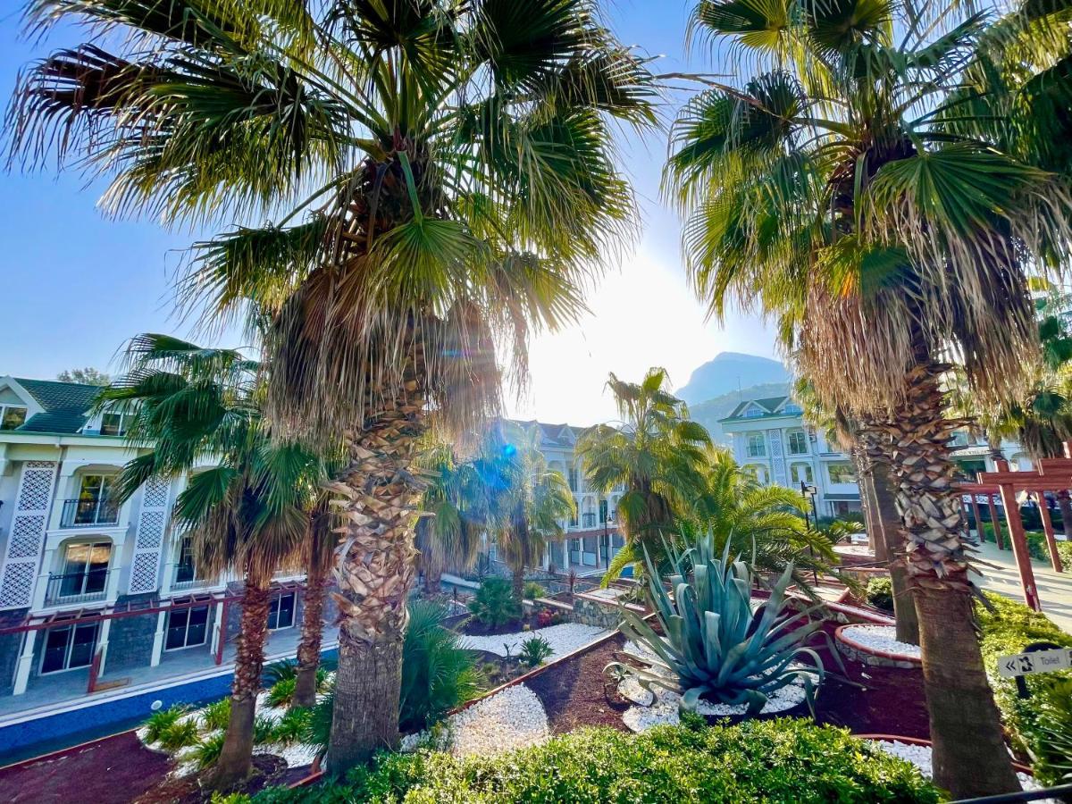 Hotel Forest Village