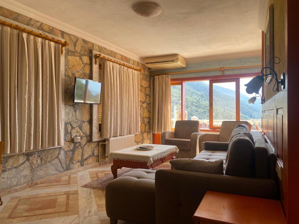 Symbola Hotel 4*