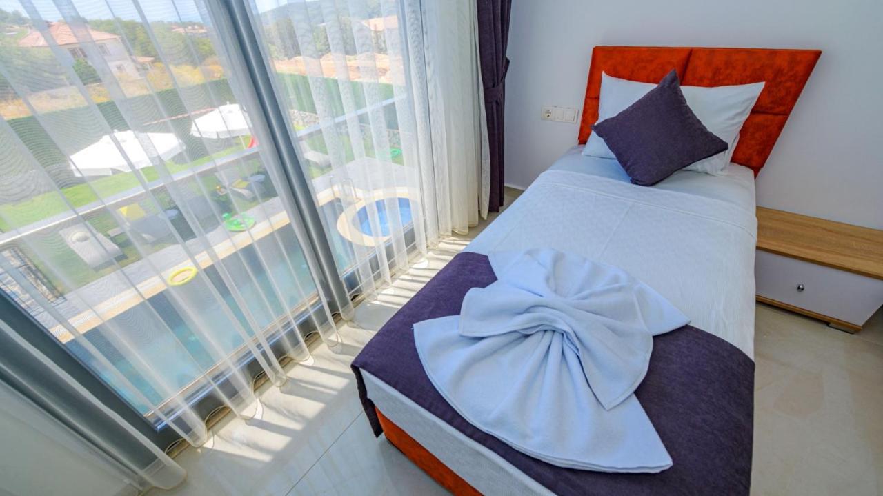 Villa Atlantis - 4 Bedroom In Hisaronu *