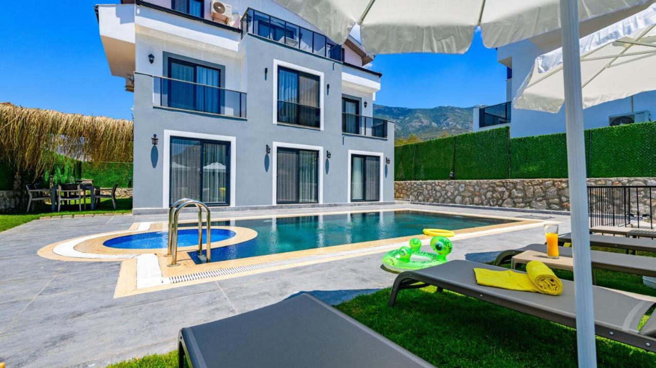 Atlantis - 4 Bedroom In Hisaronu Villa