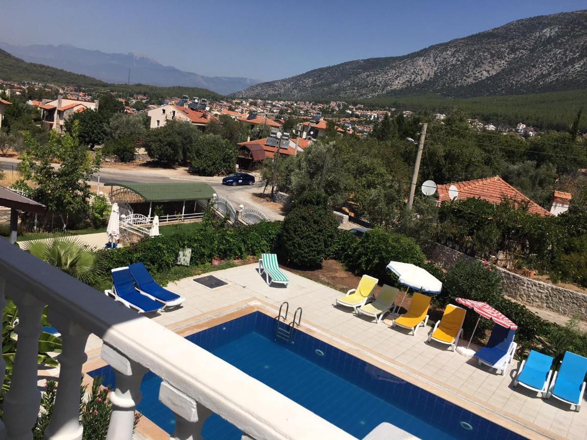 Apartment 3 Bedrooms In Oeluedeniz, Ovacik