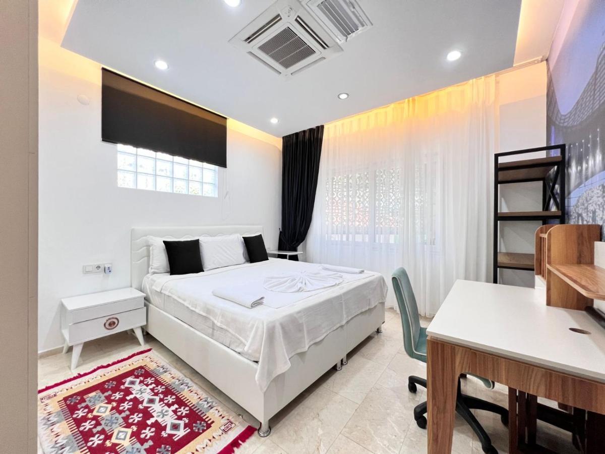 Luxury 7-Bed Villa With Pool And Jacuzzi Fethiye Villa