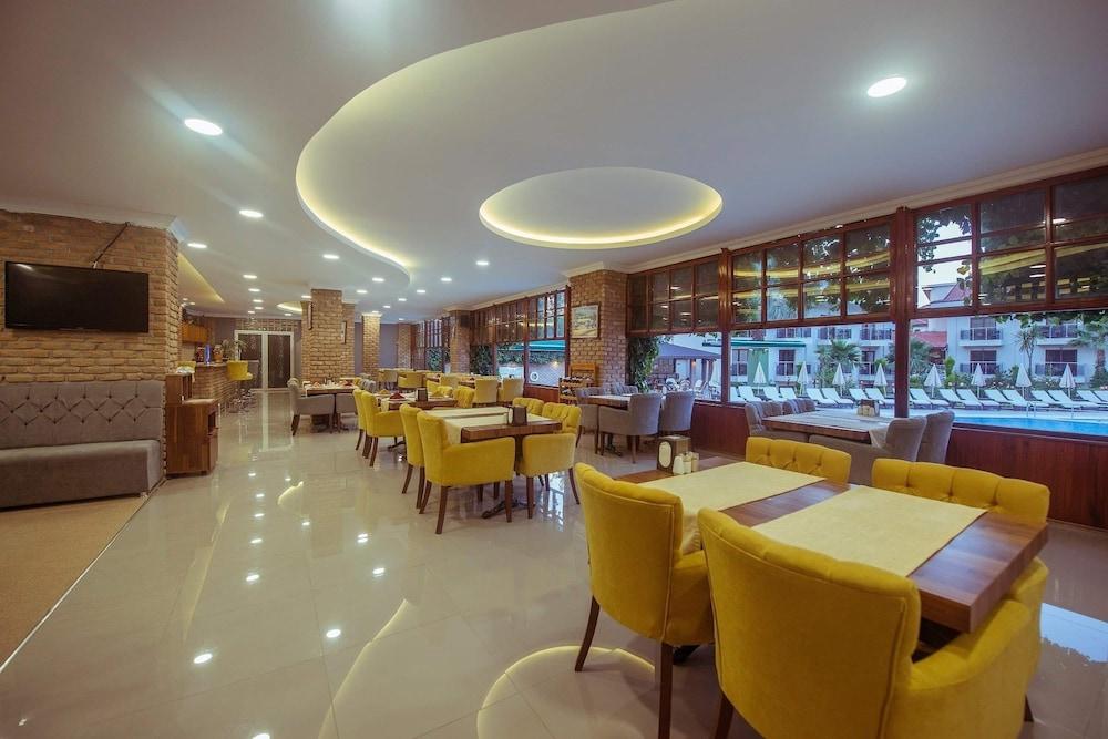 Deluxe Otel Ölüdeniz
