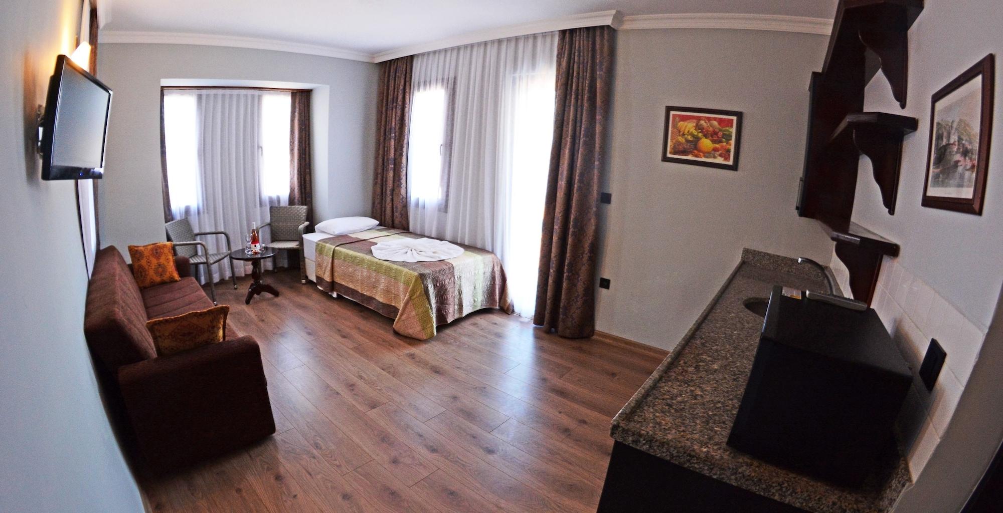 Hisar Club Otel Ölüdeniz