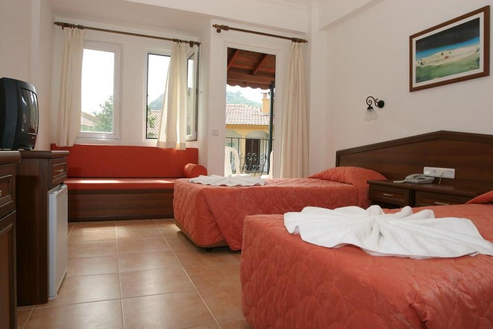 Karbel 2* Ölüdeniz