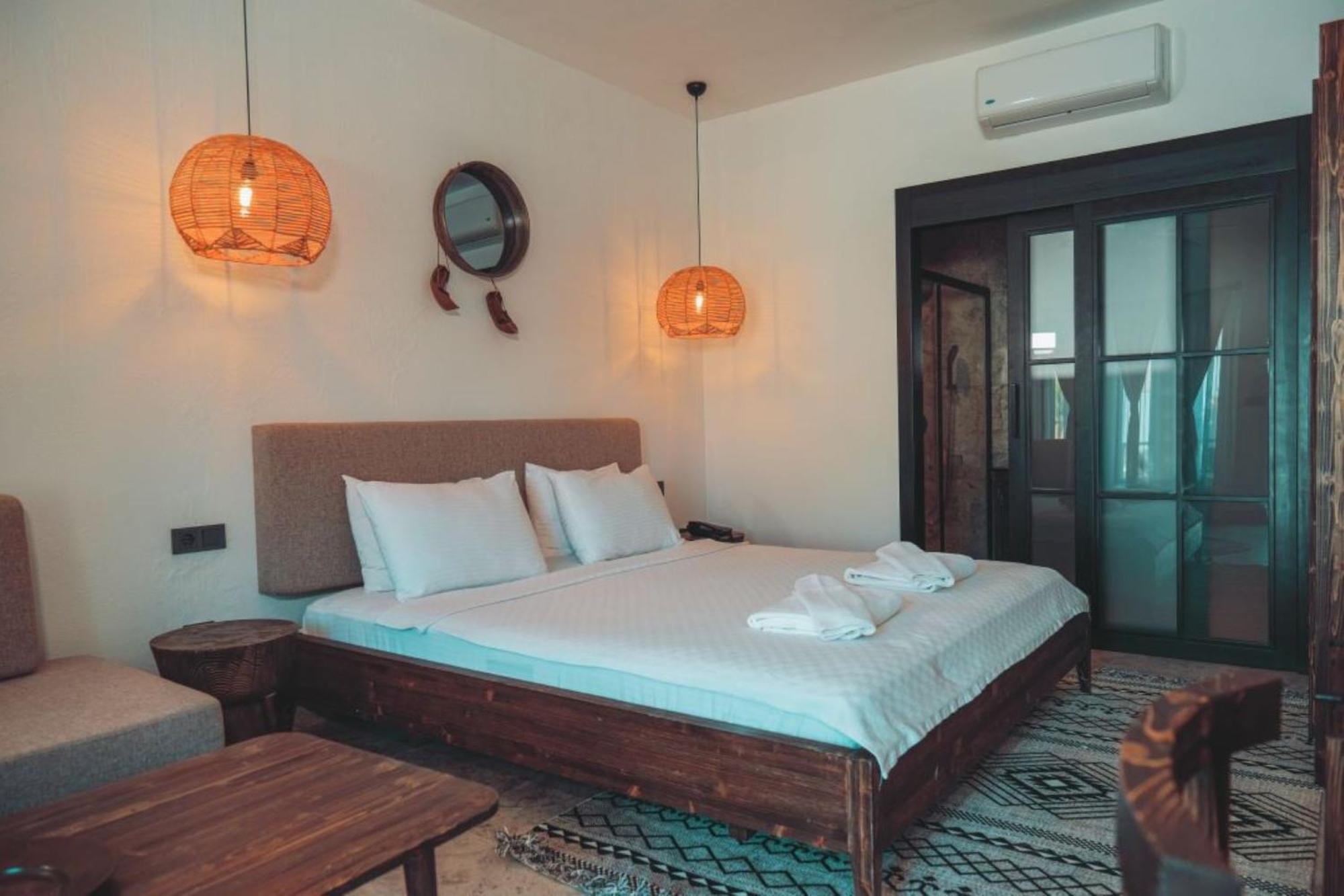 Bed & Breakfast 222 *