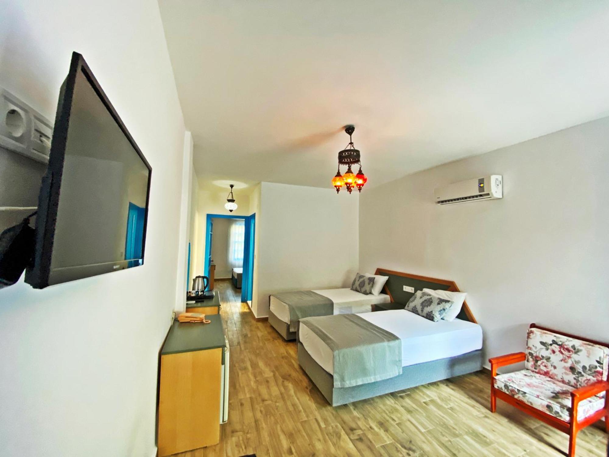 Hotel Zehra Tatil Koeyue 4*