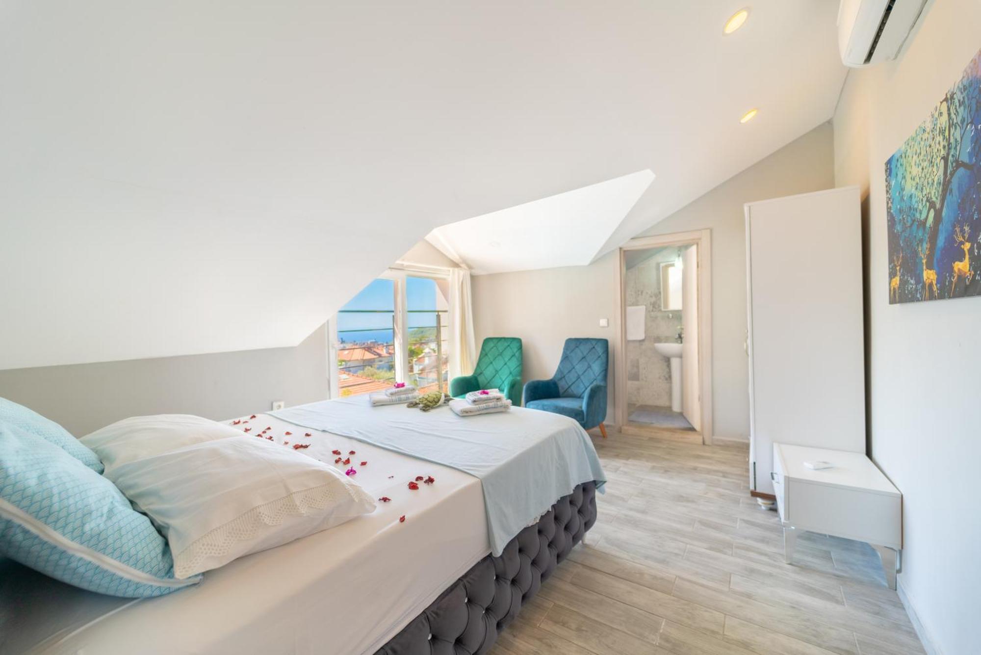 Stunning In With Seaview And Pool Apartment *