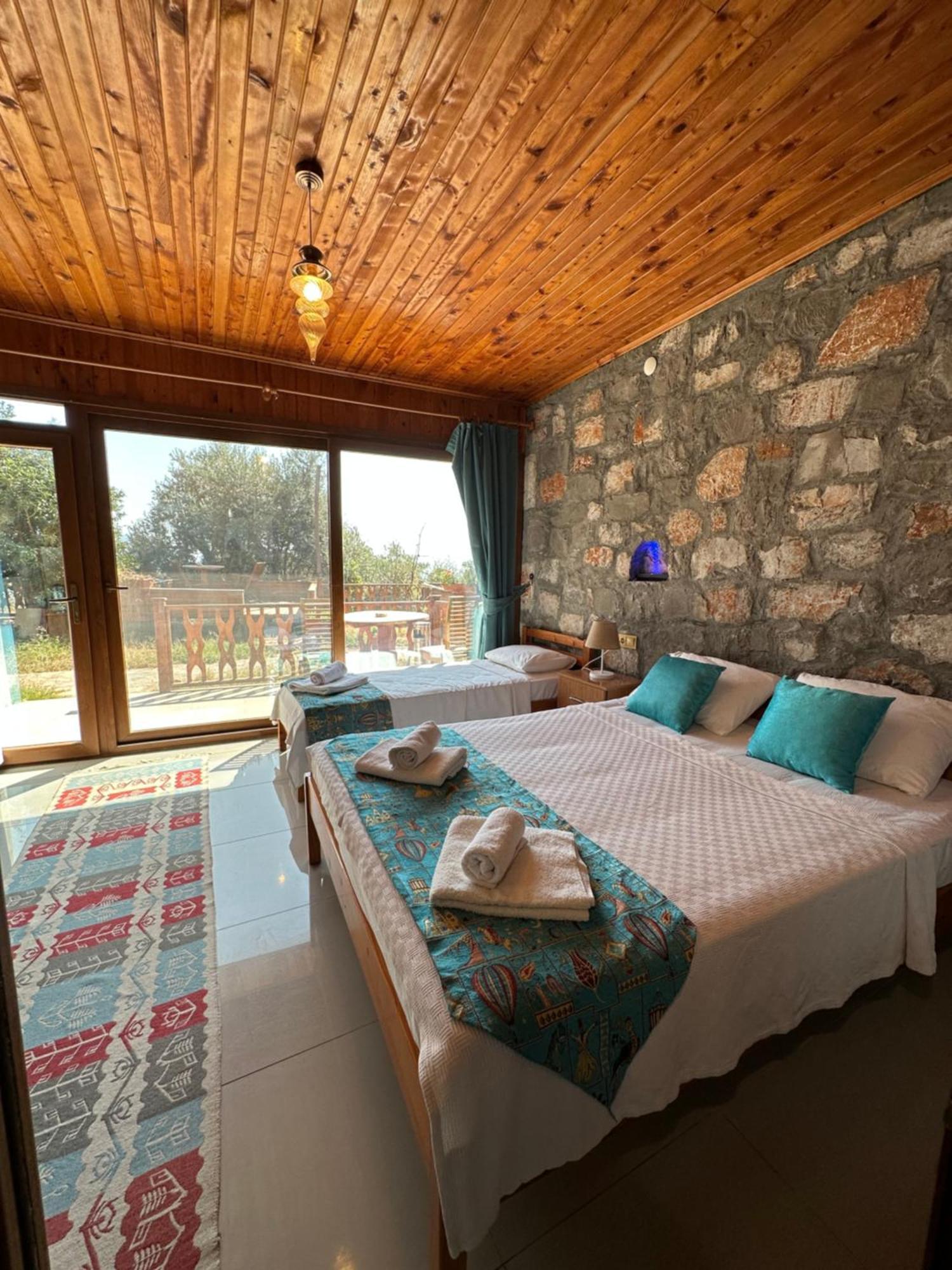 Otel Kabak Armes